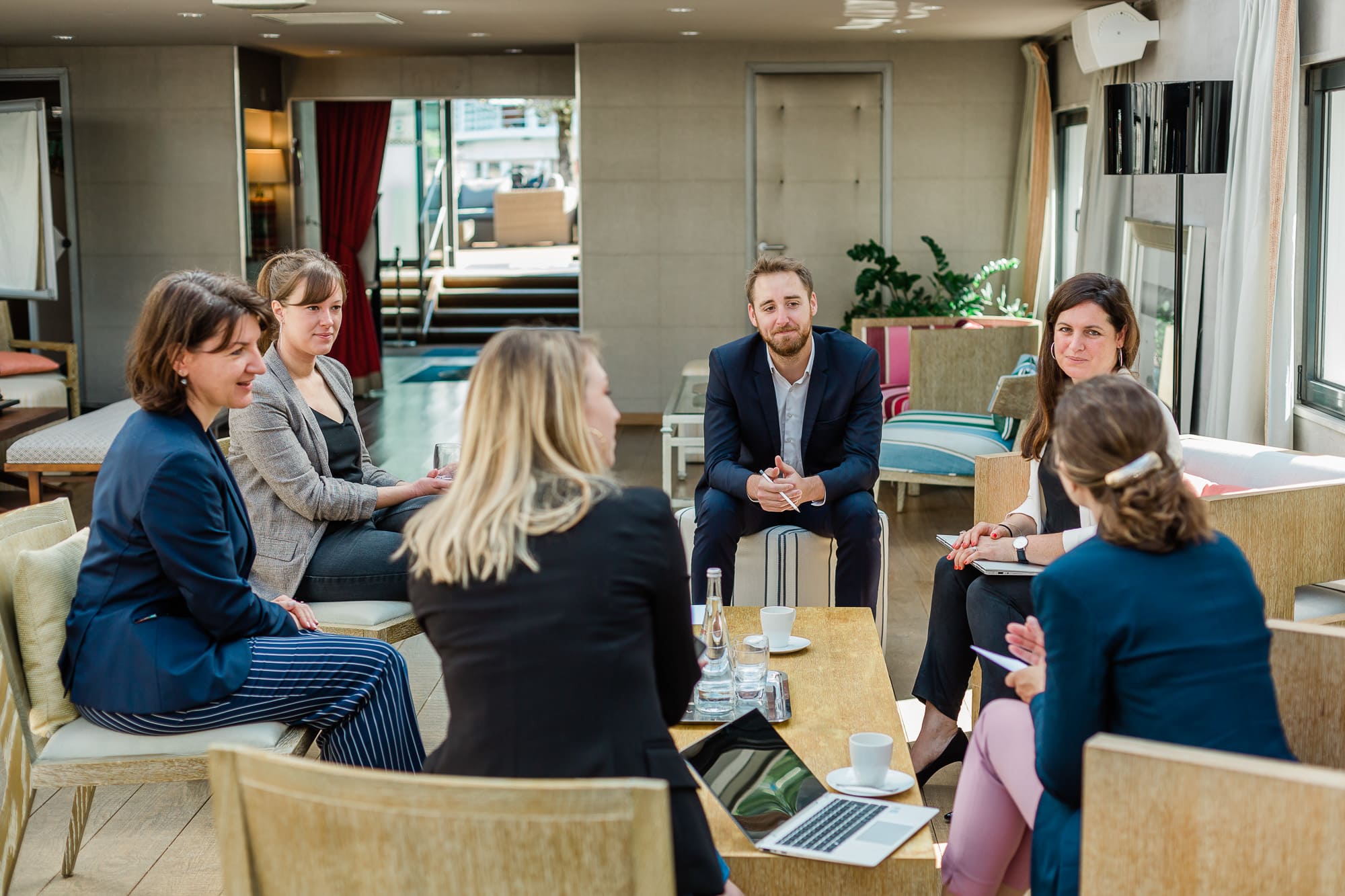 Organiser un séminaire de rentrée - Echanges au Salon Liberty
